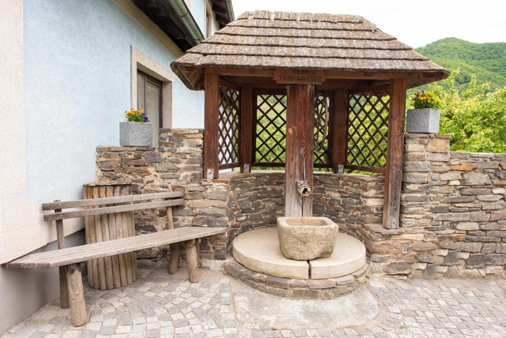 Gästehaus Schütz Spitz an der Donau Exterior foto